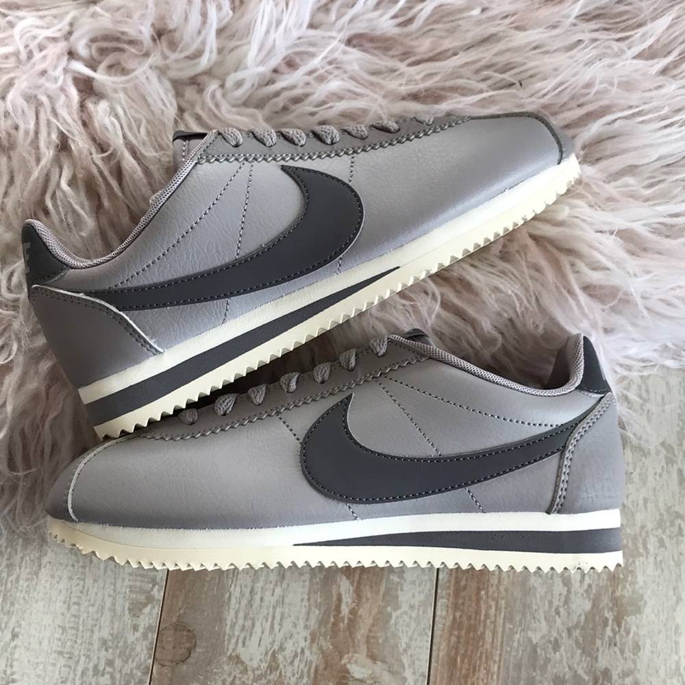 NWT🐺Nike Cortez Leather - Picture 7 of 7